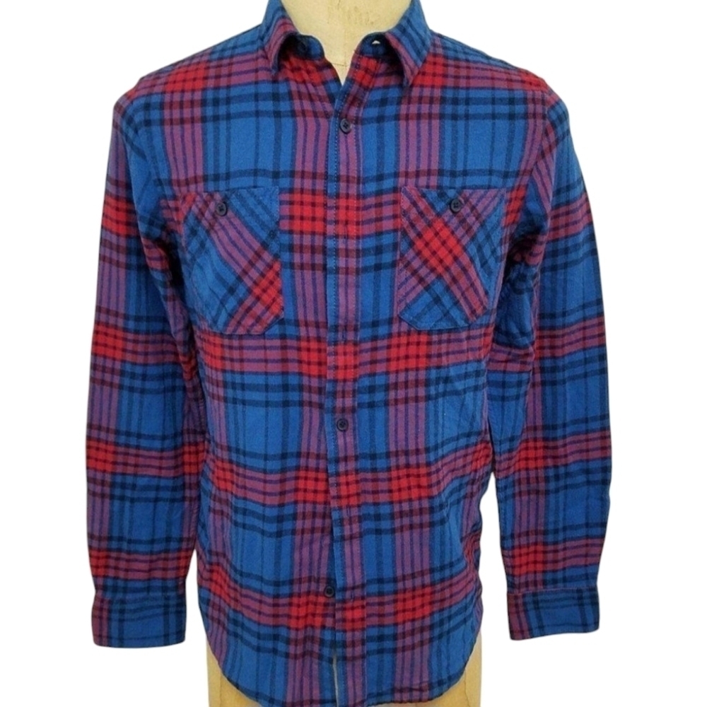 AMERICAN RAG Men's Long-Sleeve Plaid Shirt. Size Small. New With Tags $58